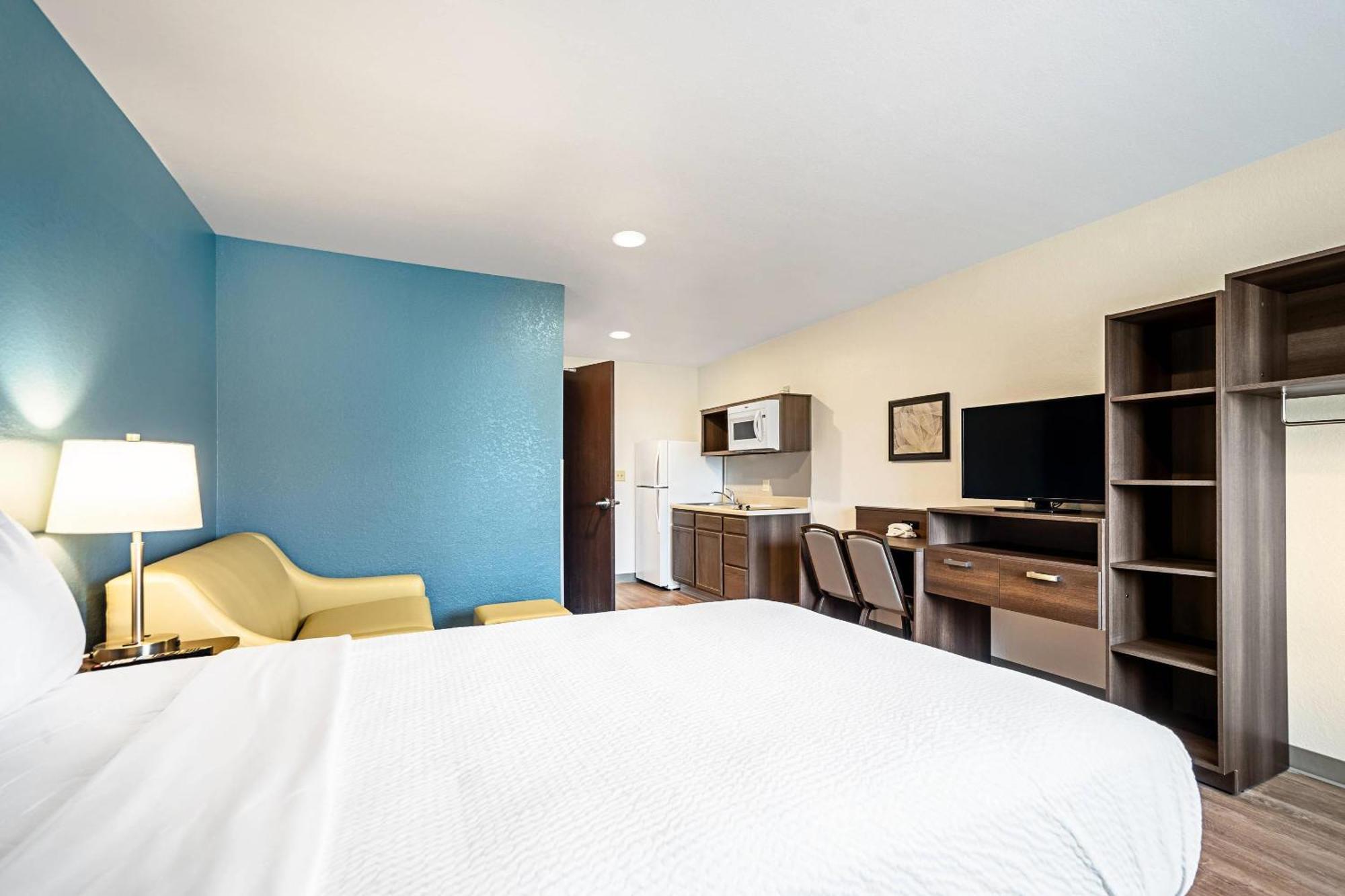 Woodspring Suites Naples Golden Gate Εξωτερικό φωτογραφία