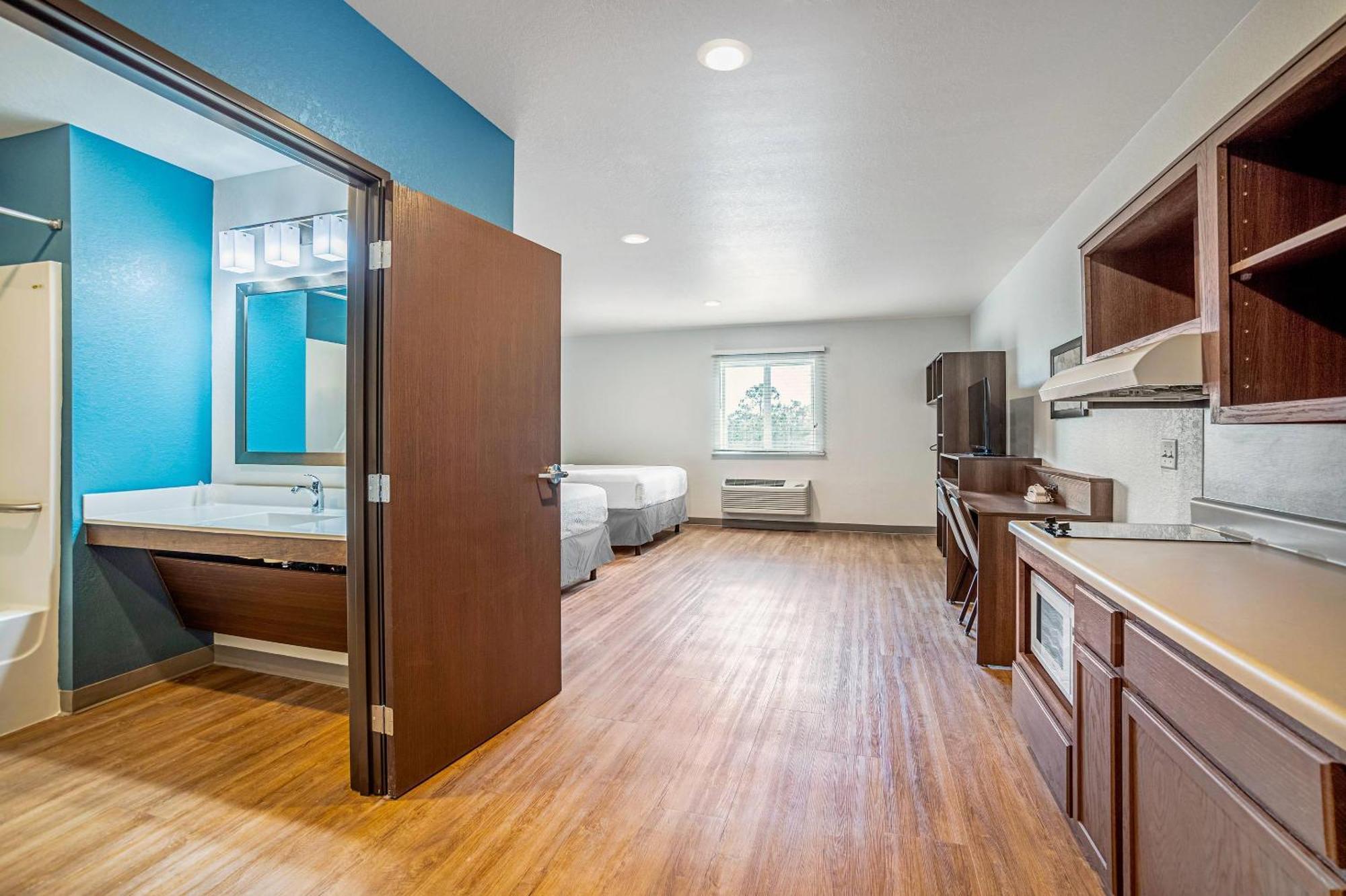 Woodspring Suites Naples Golden Gate Εξωτερικό φωτογραφία